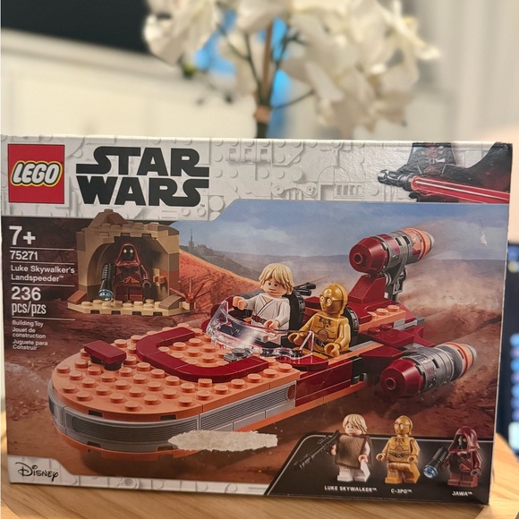 Disney Lego Building Set Star Wars Landspeeder -RETIRED - Picture 1 of 4
